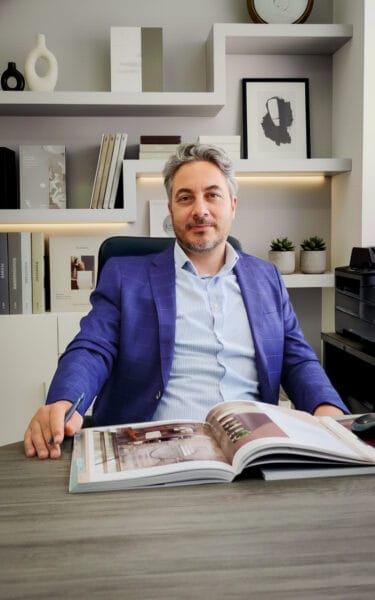 Titolare di 4 Emme, punto di riferimento per pavimenti e arredo bagno