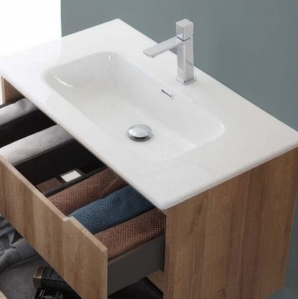 dettaglio del mobile in showroom 4 emme avella esposizione offerta mobili bagno cannettati 300 euro